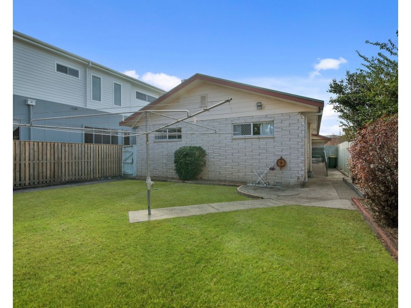 22 Molucca Avenue, Palm Beach QLD 4221