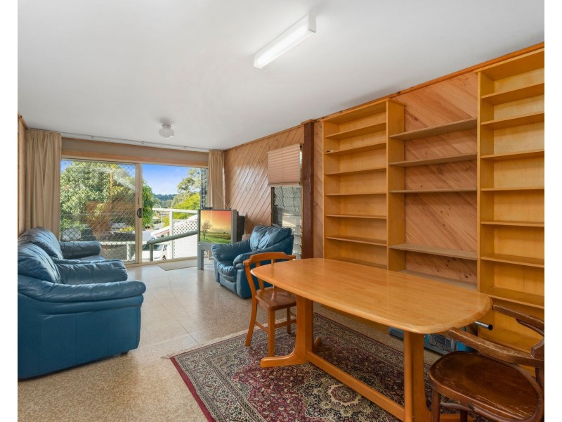 16 Larentia Street, Currumbin Waters QLD 4223
