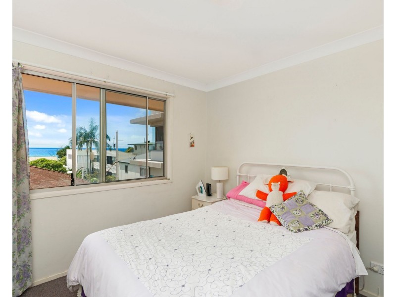 820 Pacific Parade, Currumbin QLD 4223
