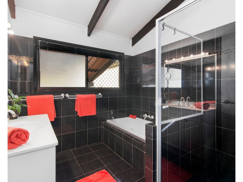 7 Westview Road, Currumbin QLD 4223