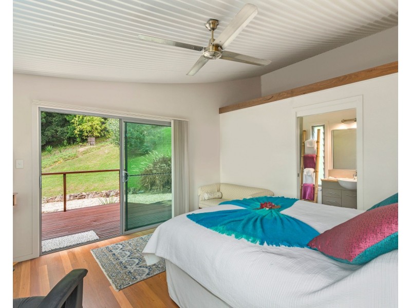 2 Hide A Way, Currumbin Valley QLD 4223