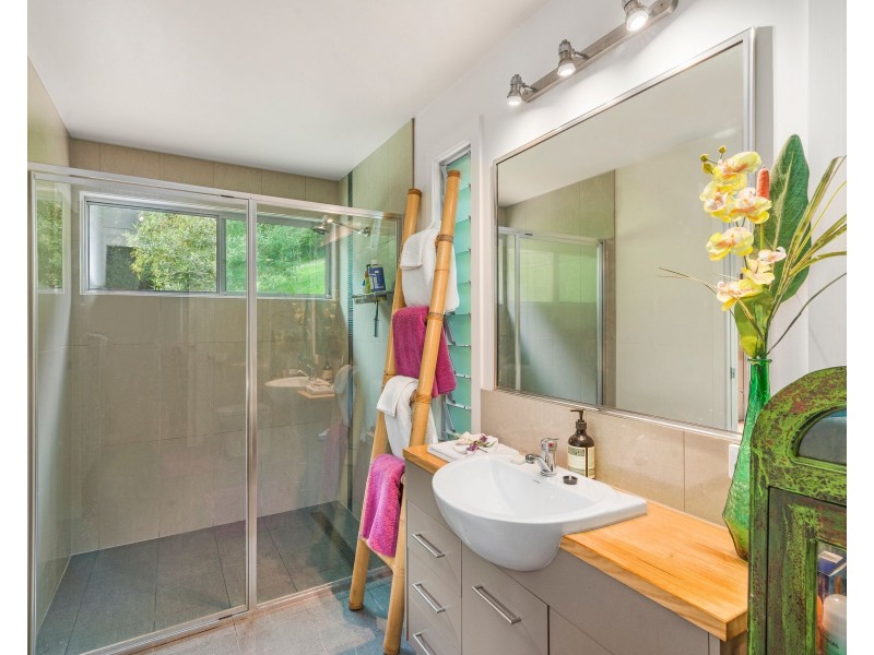 2 Hide A Way, Currumbin Valley QLD 4223