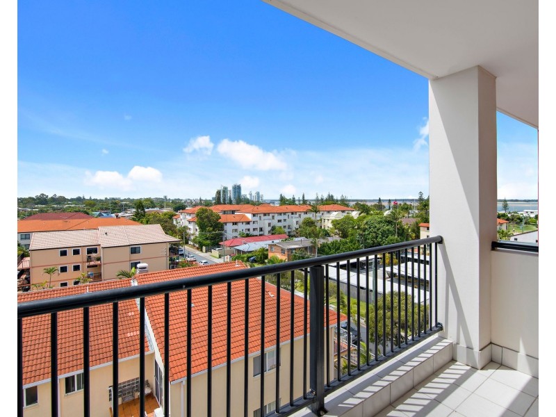 16/14 Little Norman Street, Southport QLD 4215