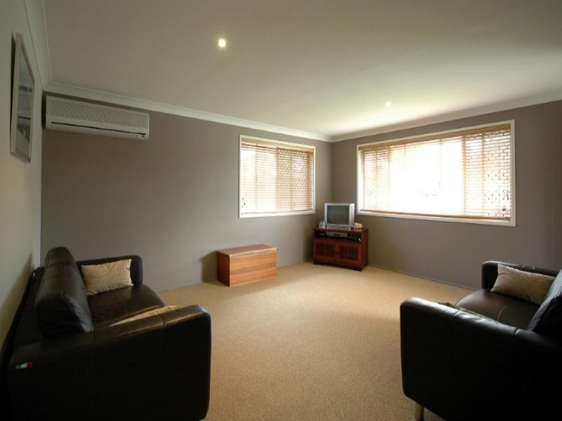 9 Ebony Place, Palm Beach QLD 4221