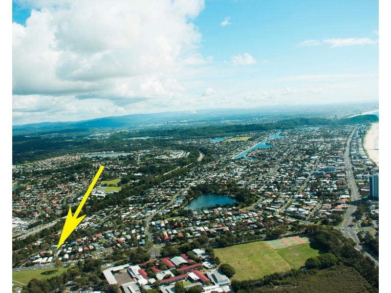 2/5 Leyte Avenue, Palm Beach QLD 4221