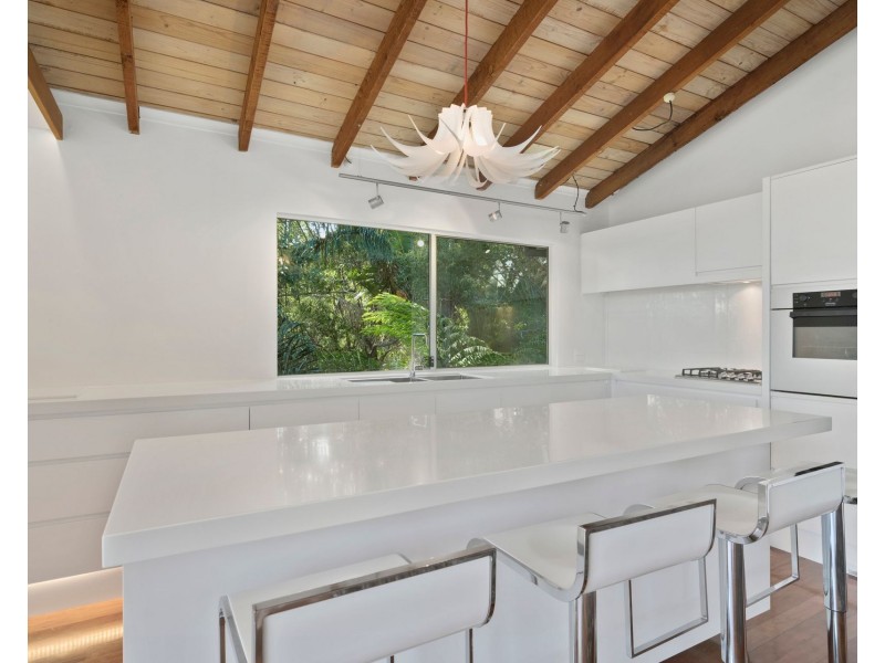 23 Katta Avenue, Currumbin QLD 4223