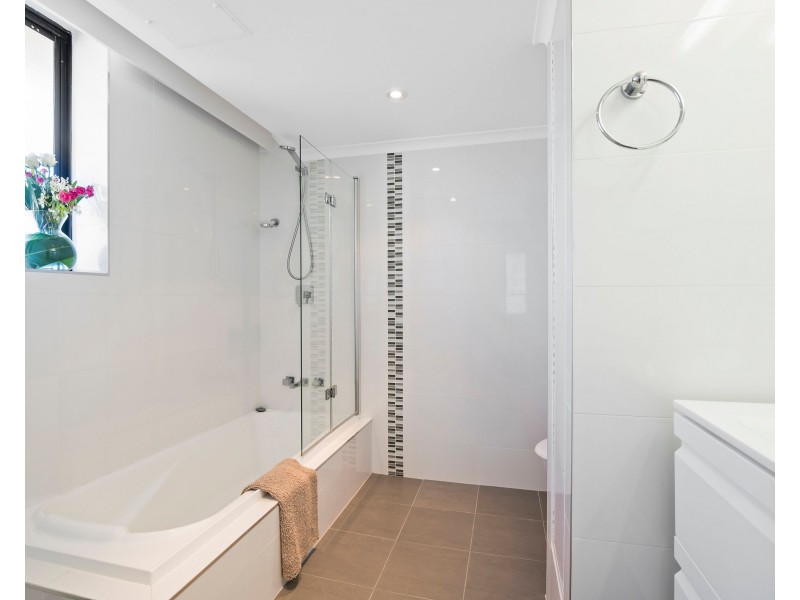 203/337 Golden Four Drive, Tugun QLD 4224