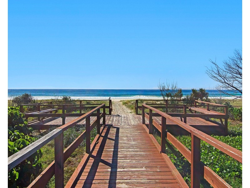 203/337 Golden Four Drive, Tugun QLD 4224