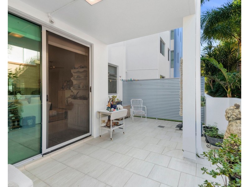 3/9 South Street, Coolangatta QLD 4225