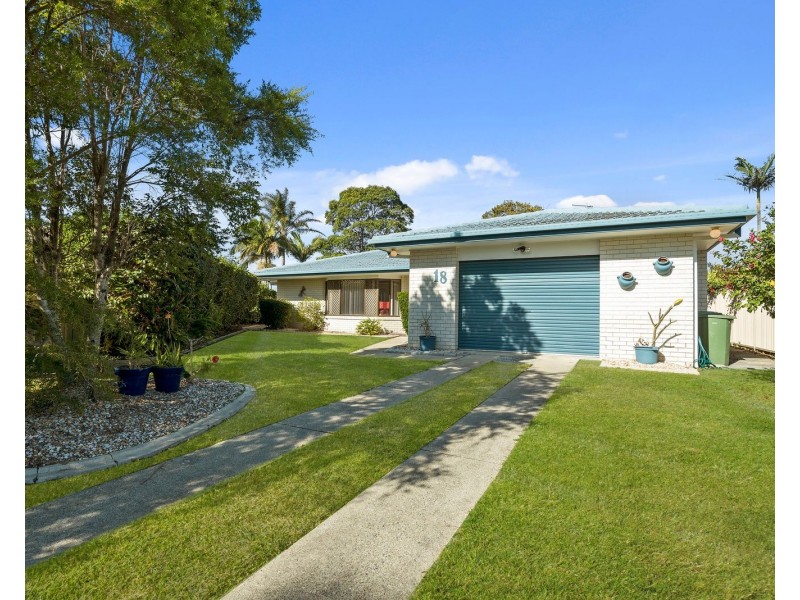18 Harris Court, Currumbin Waters QLD 4223