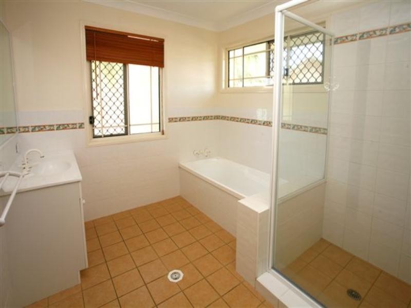6 Thrower Drive, Currumbin QLD 4223