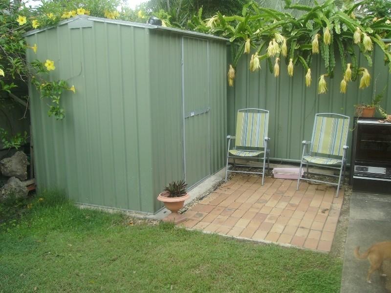 17 Fatsia Court, Elanora QLD 4221