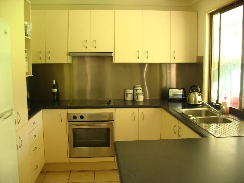 38 Seabrook Street, Elanora QLD 4221