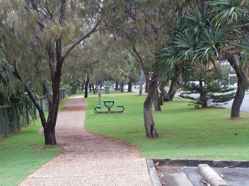 1/206 Pacific Parade, Bilinga QLD 4225