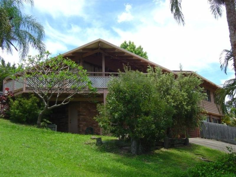 3 Boorala Crescent, Tugun QLD 4224