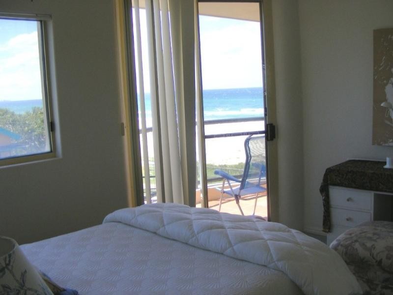 6/231 Golden Four Drive, Tugun QLD 4224