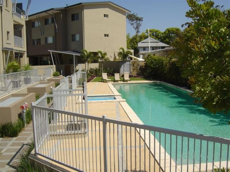 216/3 Thrower Drive, Currumbin QLD 4223
