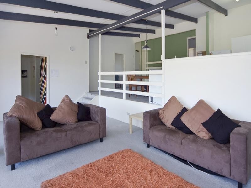 6 Wiluna Court, Elanora QLD 4221