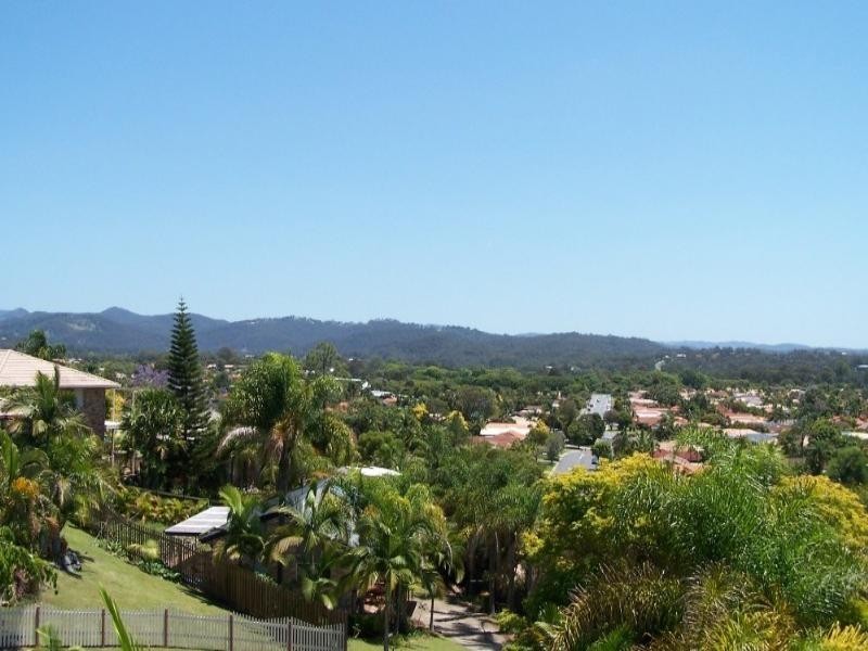 6 Wiluna Court, Elanora QLD 4221