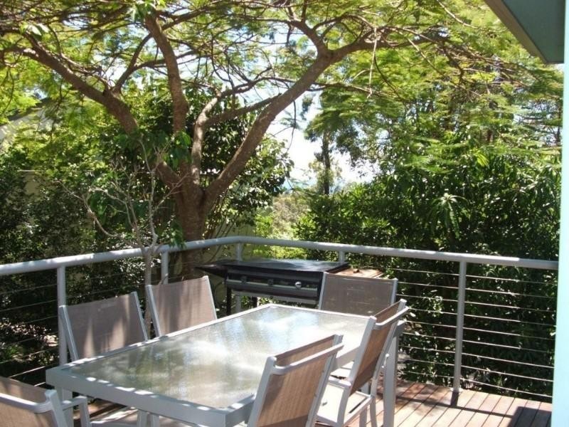 4 Sanctuary Crest, Currumbin QLD 4223