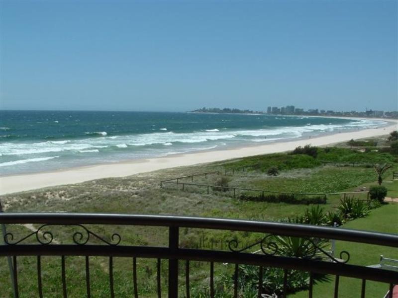 8/311 Golden Four Drive, Bilinga QLD 4225