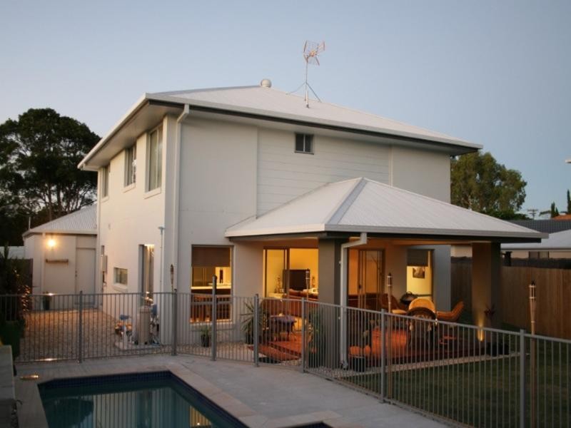 32a Fourteenth Avenue, Palm Beach QLD 4221