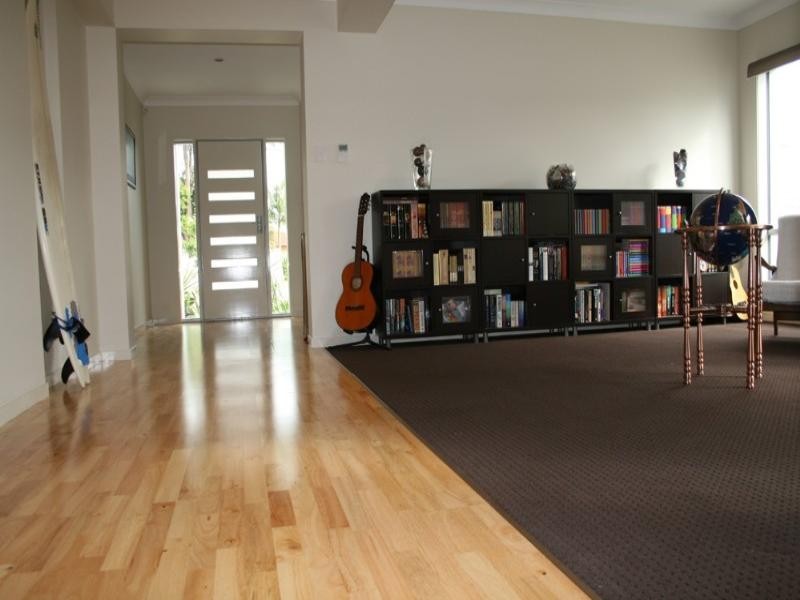 32a Fourteenth Avenue, Palm Beach QLD 4221