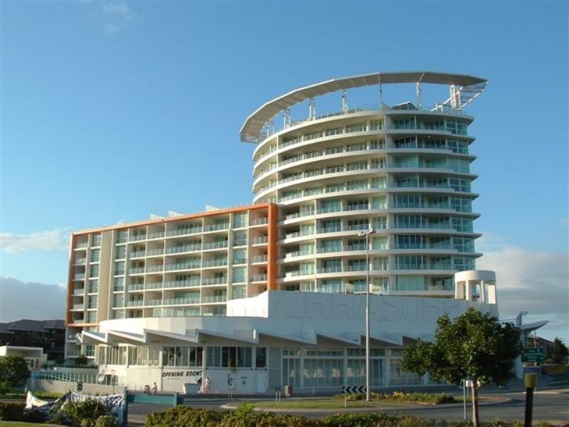 701/2 Creek Street, Kirra QLD 4225