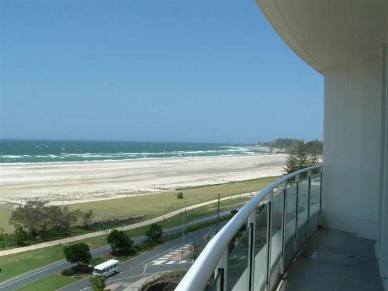 701/2 Creek Street, Kirra QLD 4225
