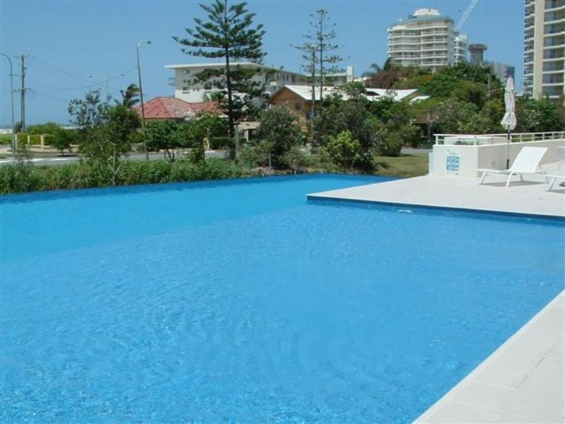 701/2 Creek Street, Kirra QLD 4225