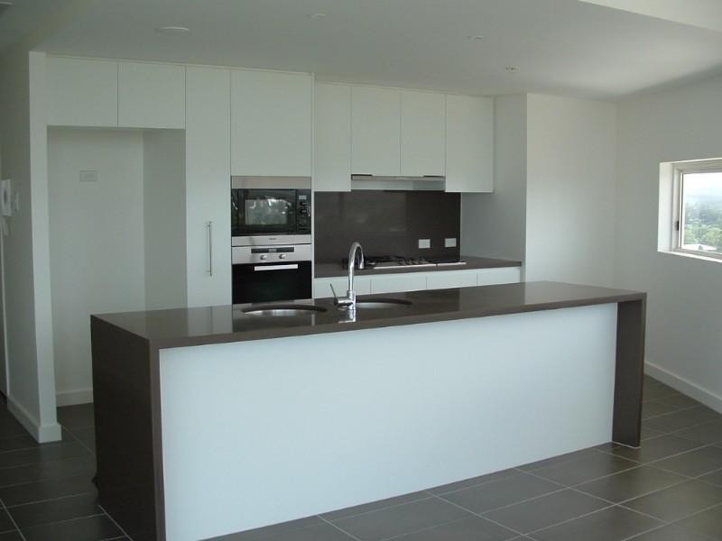 701/2 Creek Street, Kirra QLD 4225