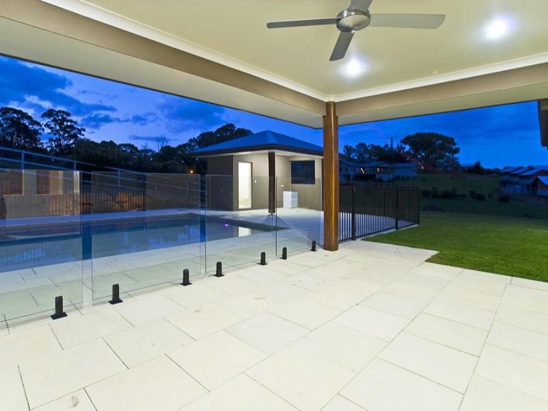 24 Tobin Way, Tallebudgera QLD 4228