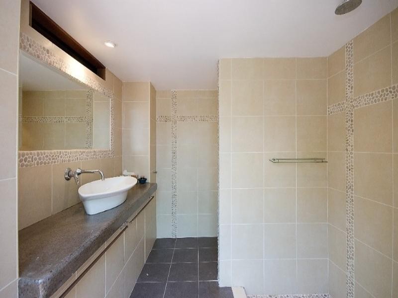 30 Albany Avenue, Currumbin QLD 4223