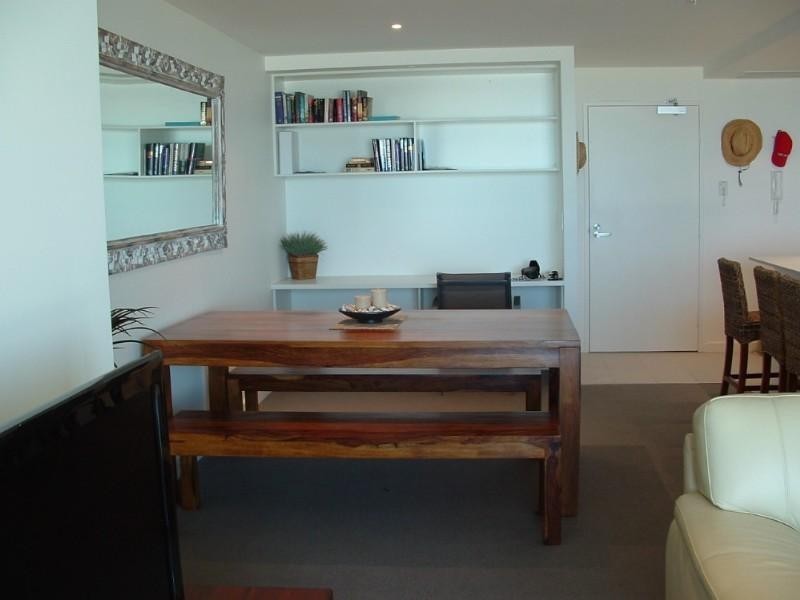 702/2 Creek Street, Kirra QLD 4225