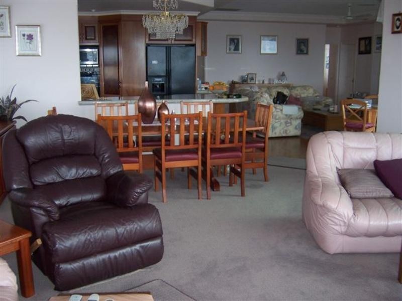 5/100 Pacific Parade, Bilinga QLD 4225