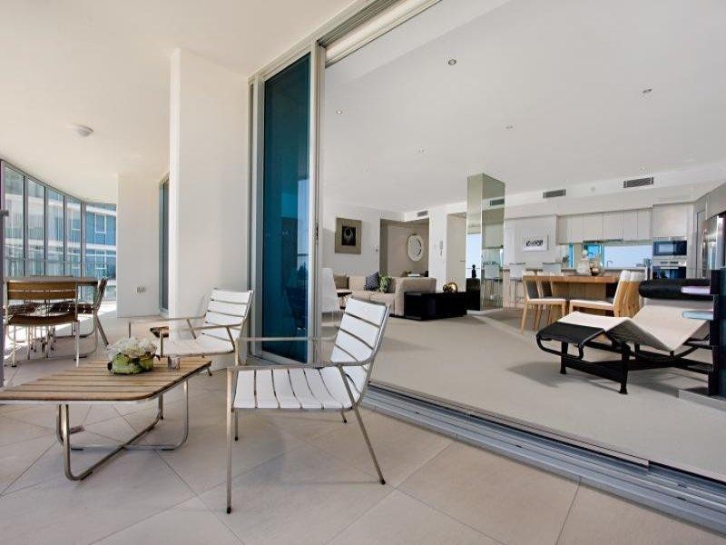 1305/110 Marine Parade, Coolangatta QLD 4225