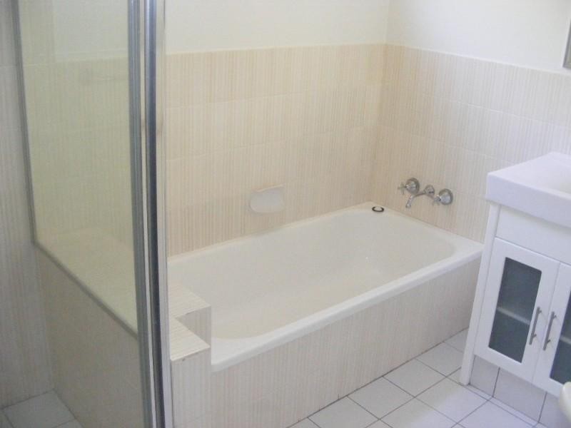 1/5 Lind Avenue, Palm Beach QLD 4221