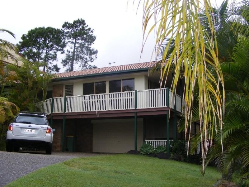 5 Bunbury Avenue, Elanora QLD 4221
