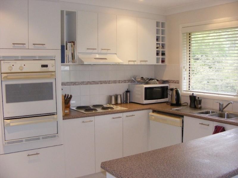 5 Bunbury Avenue, Elanora QLD 4221