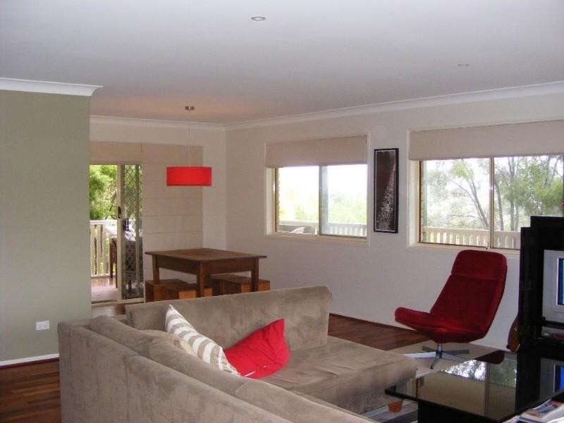 5 Bunbury Avenue, Elanora QLD 4221