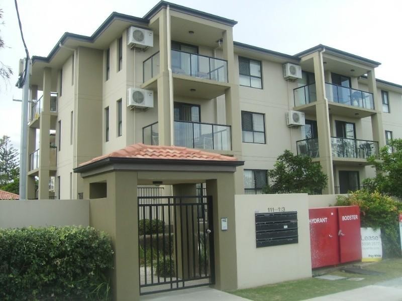 12/111-113 Golden Four Drive, Bilinga QLD 4225