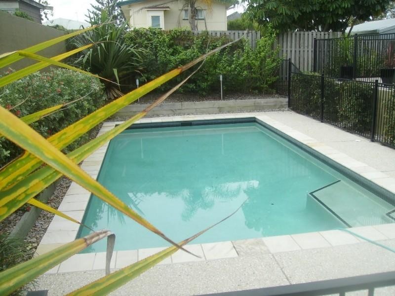12/111-113 Golden Four Drive, Bilinga QLD 4225