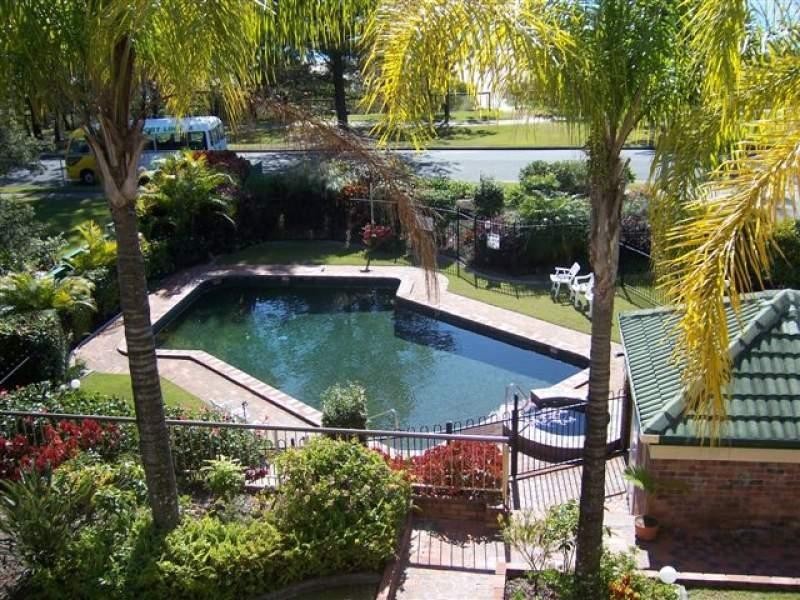 3/146 Pacific Parade, Bilinga QLD 4225