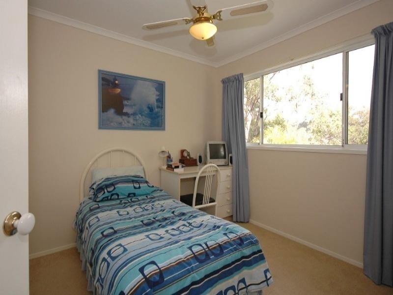 40 Buckingham Way, Elanora QLD 4221
