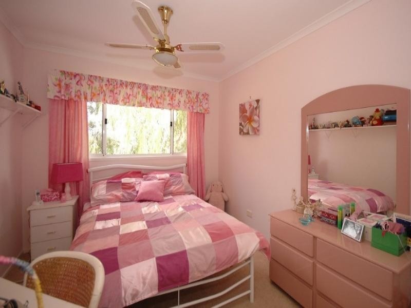 40 Buckingham Way, Elanora QLD 4221