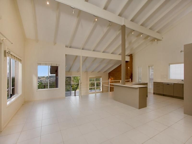 136 Simpsons Road, Currumbin Waters QLD 4223