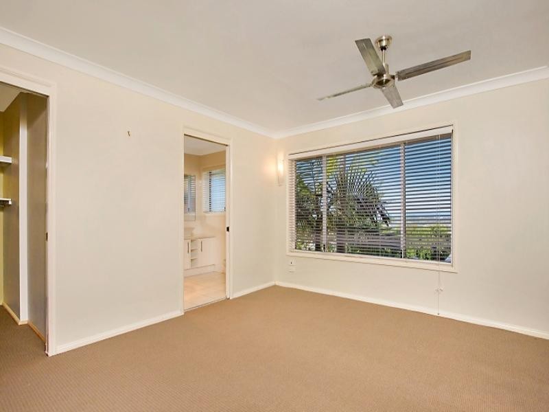 136 Simpsons Road, Currumbin Waters QLD 4223