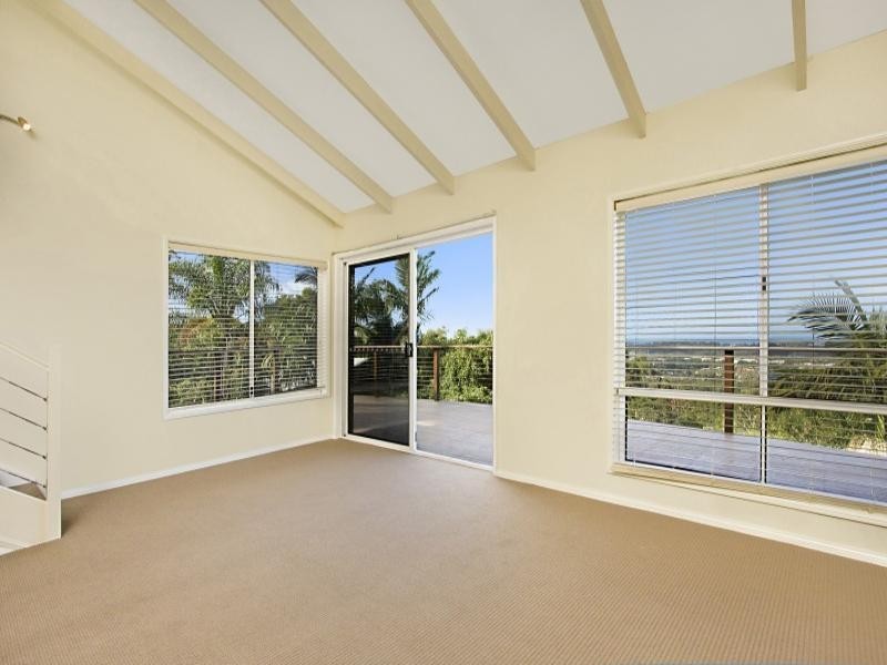 136 Simpsons Road, Currumbin Waters QLD 4223