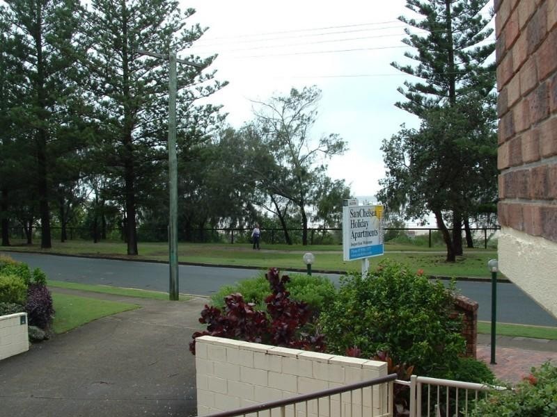 2/146 Pacific Parade, Bilinga QLD 4225
