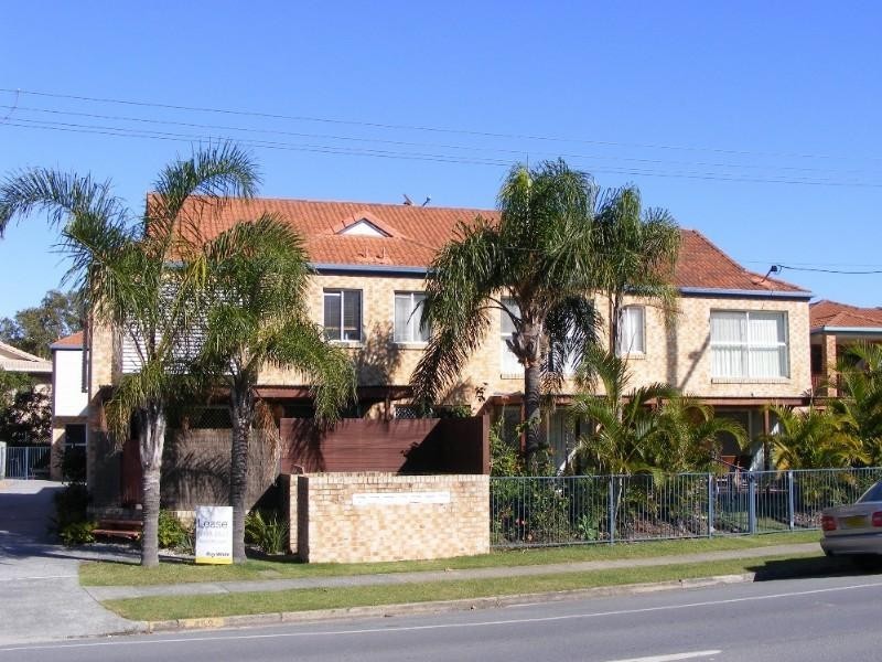 2/452 Coolangatta Road, Tugun QLD 4224